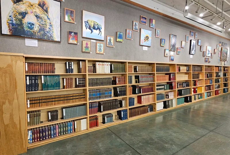 Powell's City of Books — book store (photo 16)