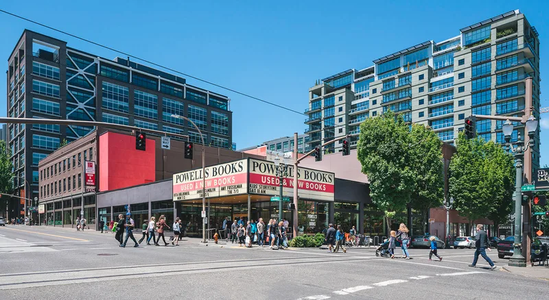 Powell's City of Books — book store (photo 2)