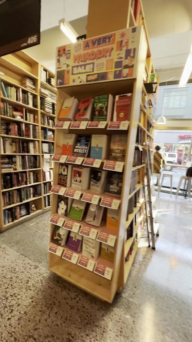 Powell's City of Books — book store (photo 7)
